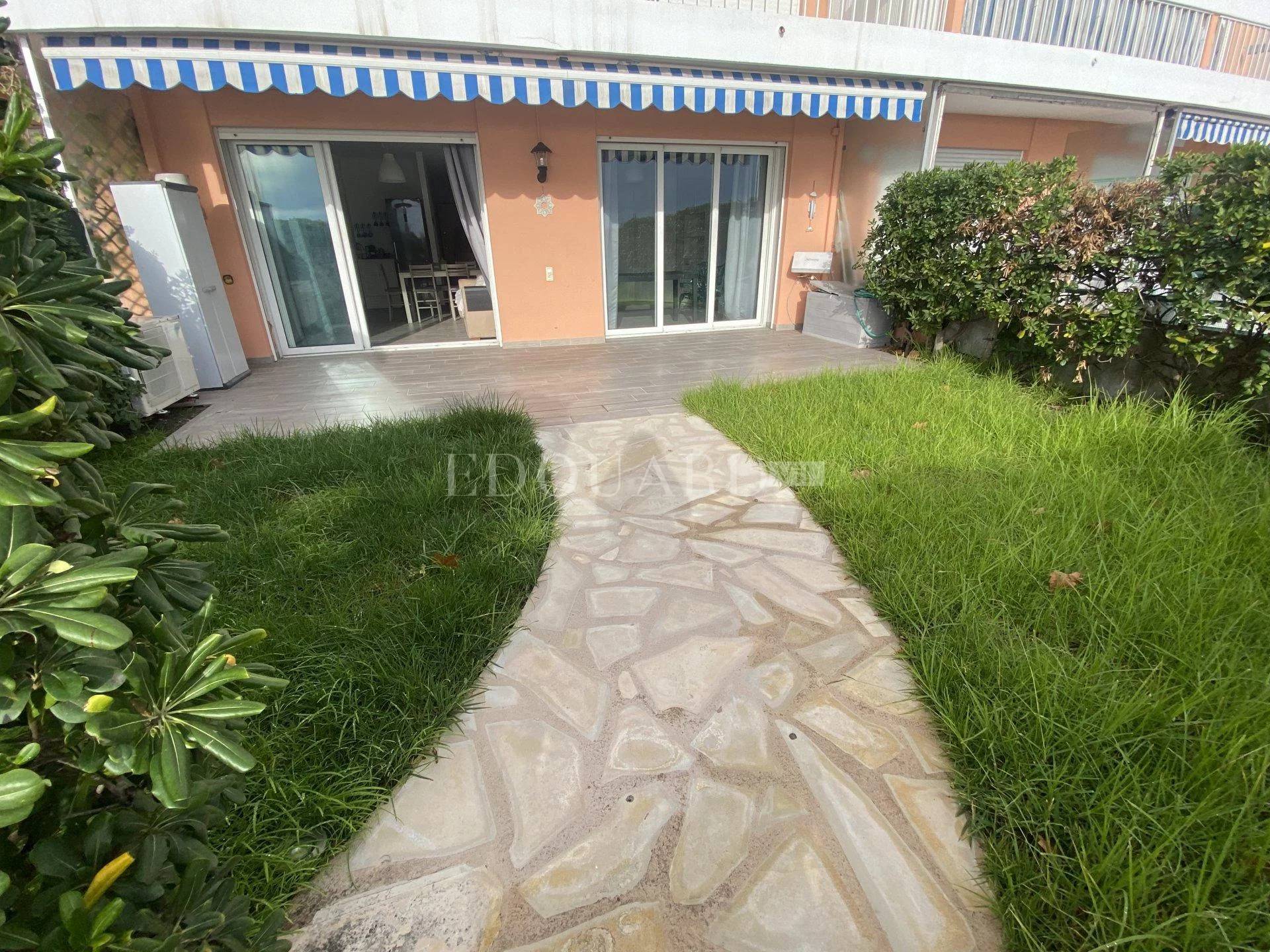 2 Bed, 1 Bath, ApartmentFor Sale, Menton, Alpes-Maritimes 2 Bed, 1 Bath, ApartmentFor Sale, Menton, Alpes-Maritimes