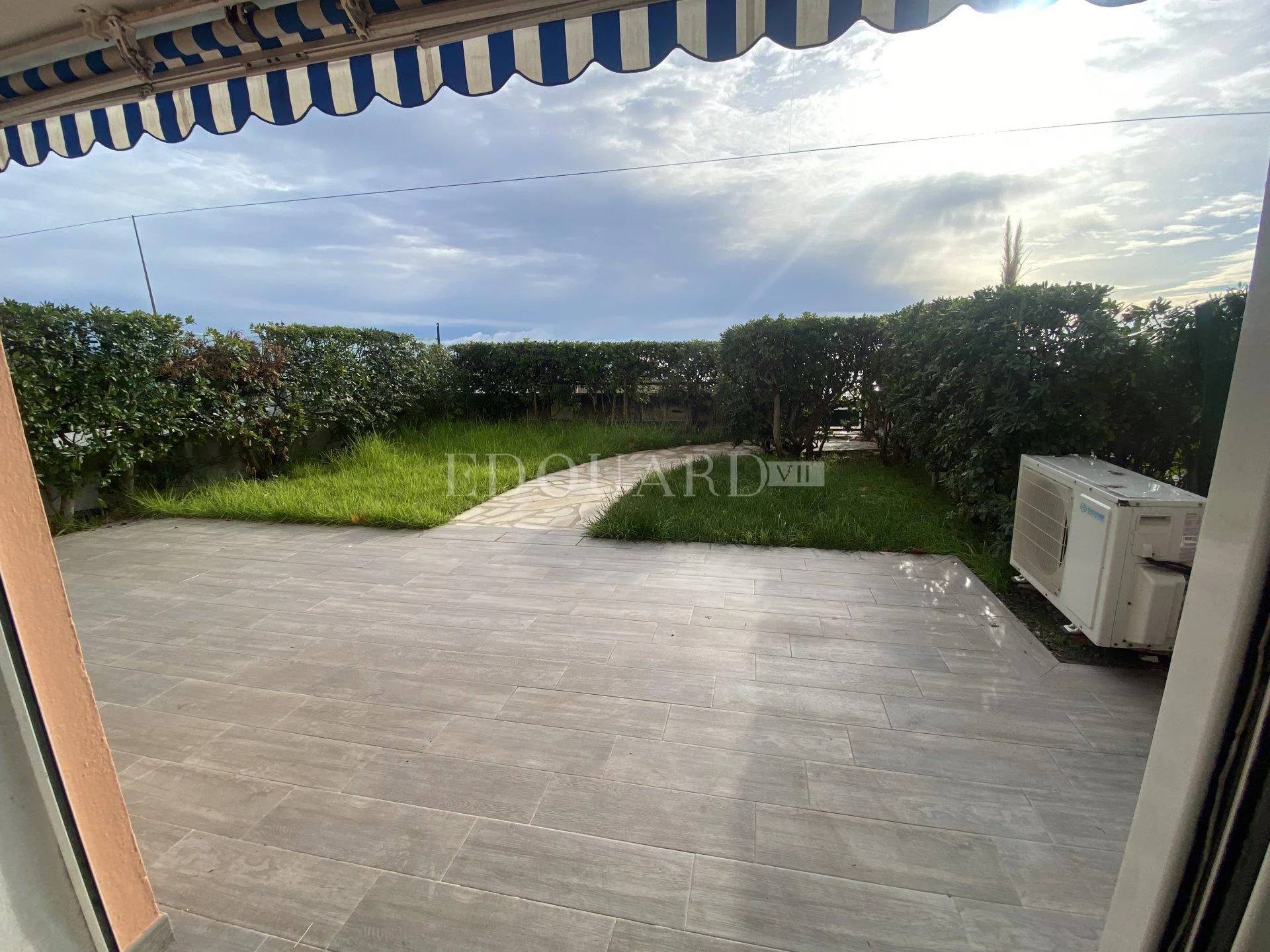 2 Bed, 1 Bath, ApartmentFor Sale, Menton, Alpes-Maritimes 2 Bed, 1 Bath, ApartmentFor Sale, Menton, Alpes-Maritimes