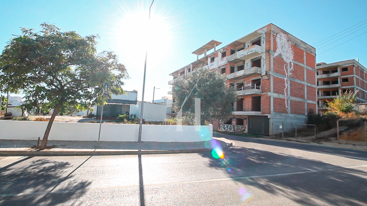 3 Bed, 2 Bath, ApartmentFor Sale, Olhão, Faro, 8700-203