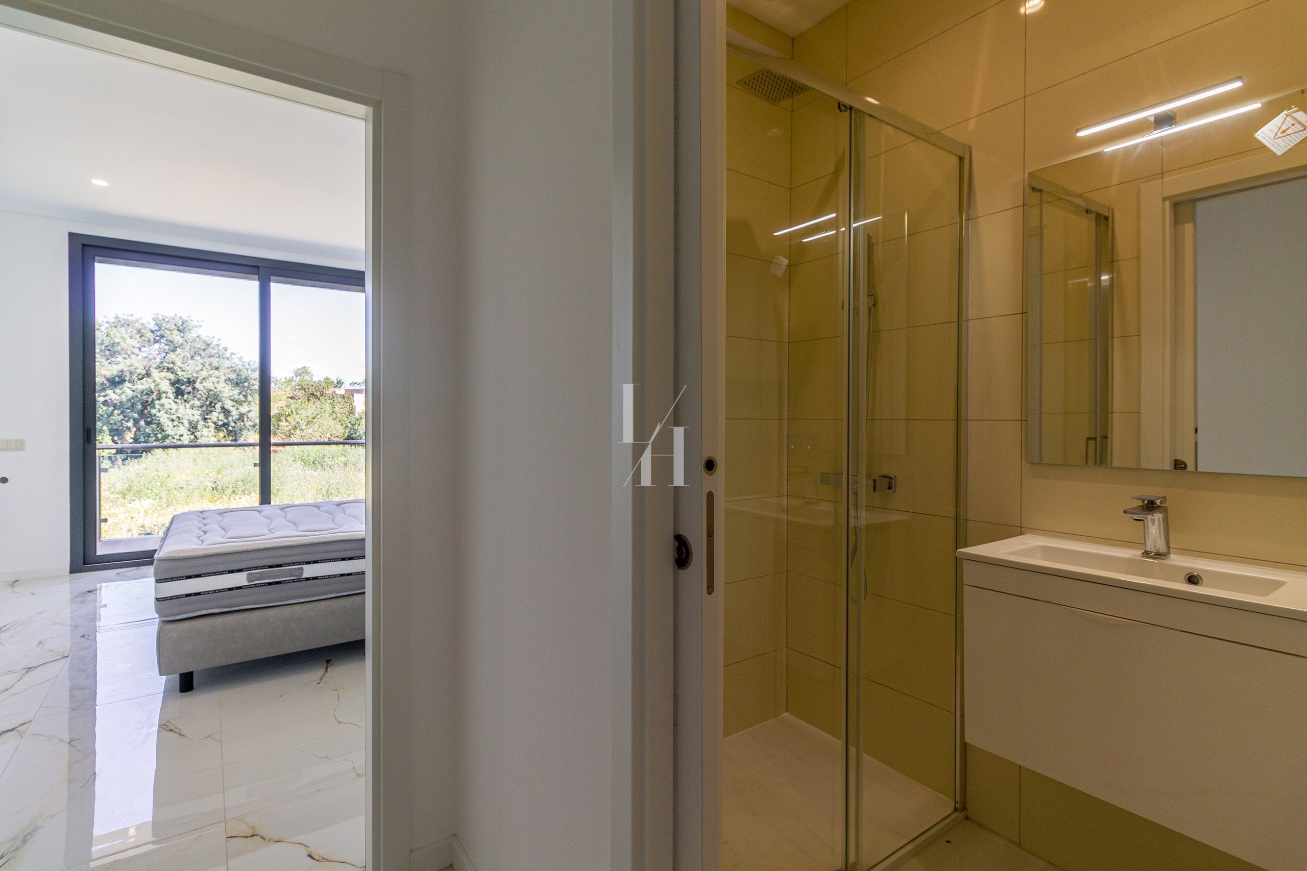 4 Bed, 5 Bath, HouseFor Sale, Albufeira, Faro, 8200-594