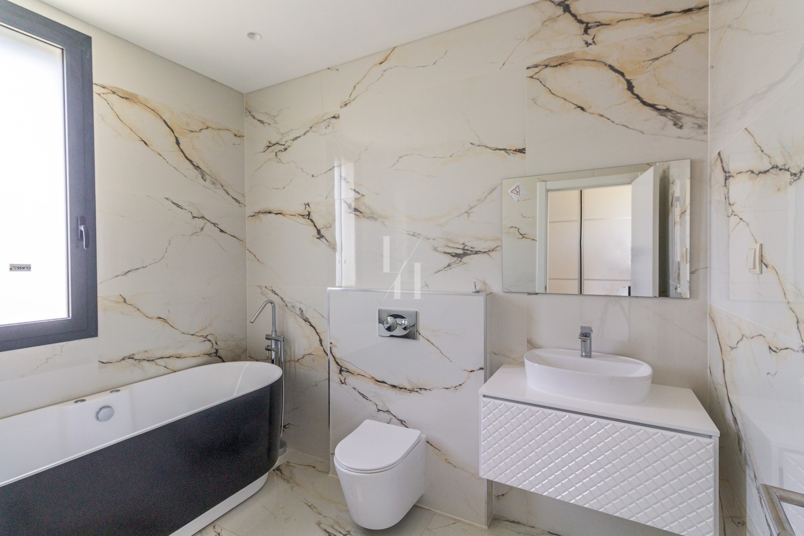 4 Bed, 5 Bath, HouseFor Sale, Albufeira, Faro, 8200-594