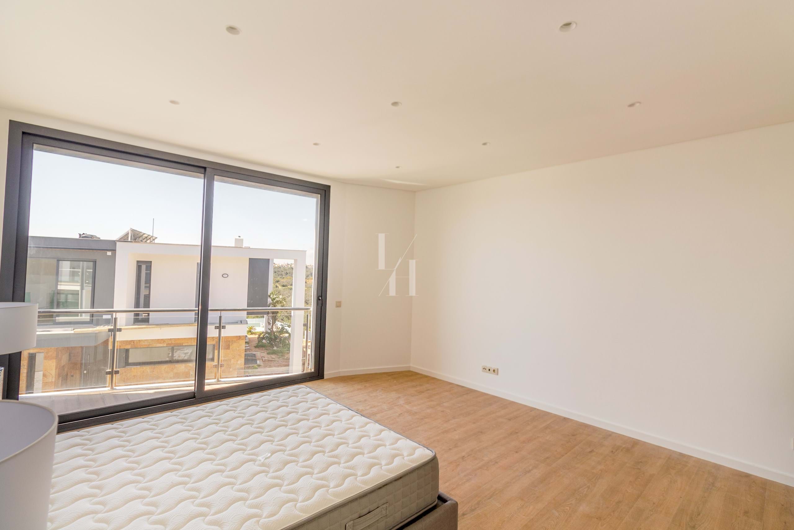 4 Bed, 5 Bath, HouseFor Sale, Albufeira, Faro, 8200-594