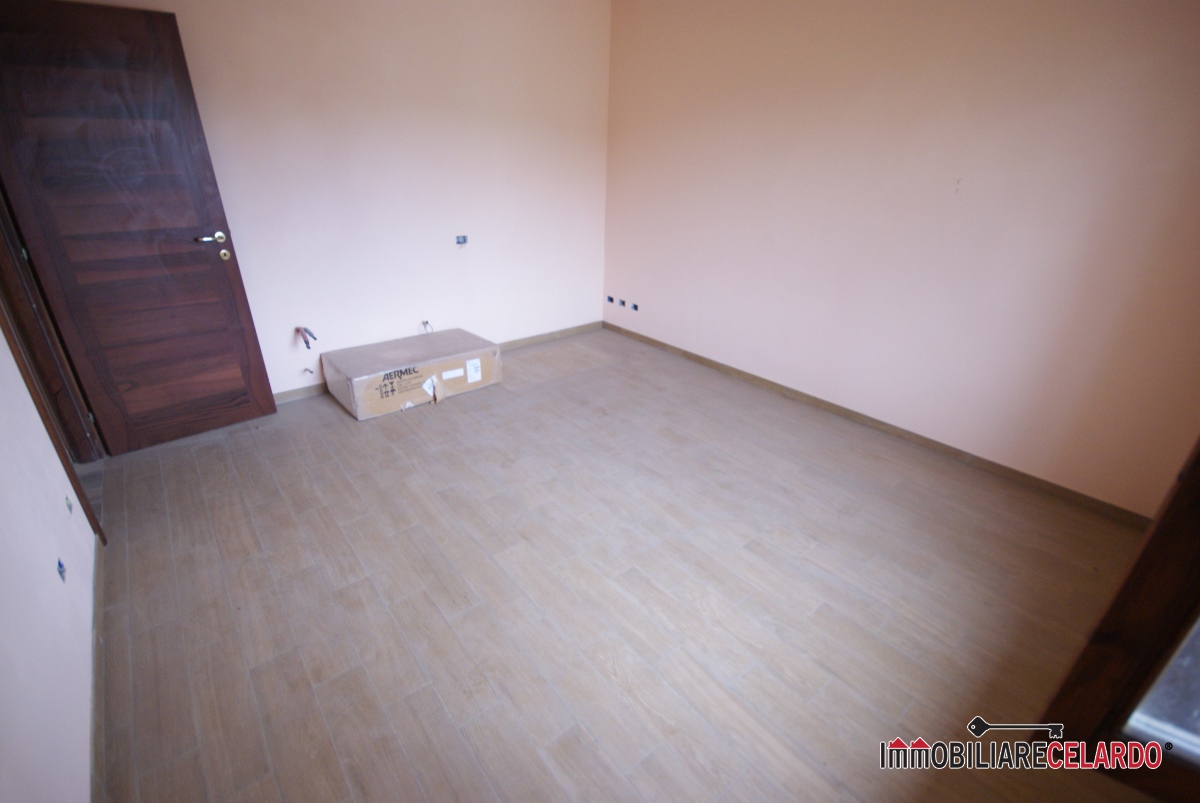 2 Bed, ApartmentFor Sale, Poggibonsi, Siena, Toscana