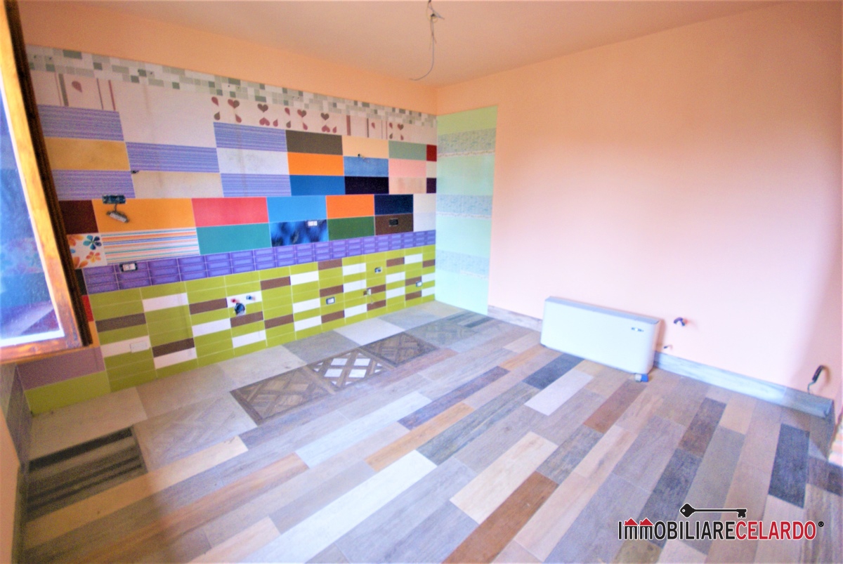 2 Bed, ApartmentFor Sale, Poggibonsi, Siena, Toscana