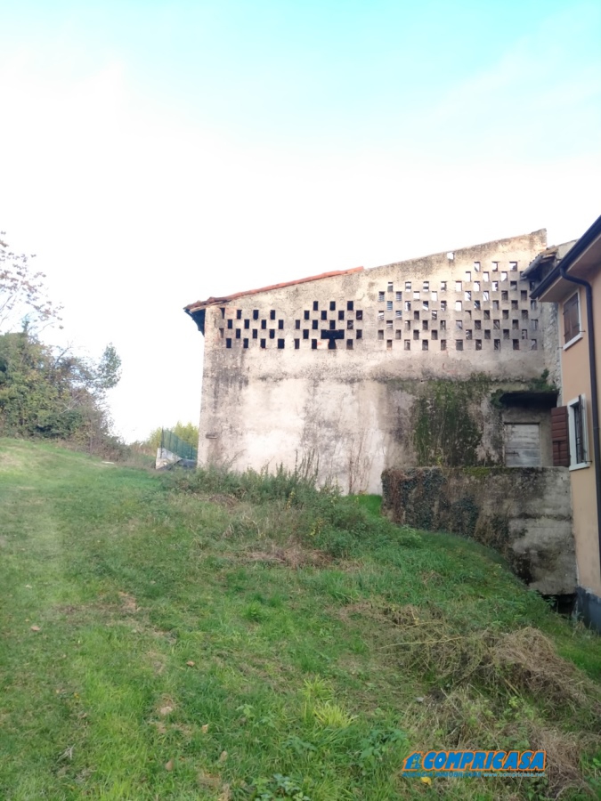 HouseFor Sale, Caprino Veronese, Verona, Veneto