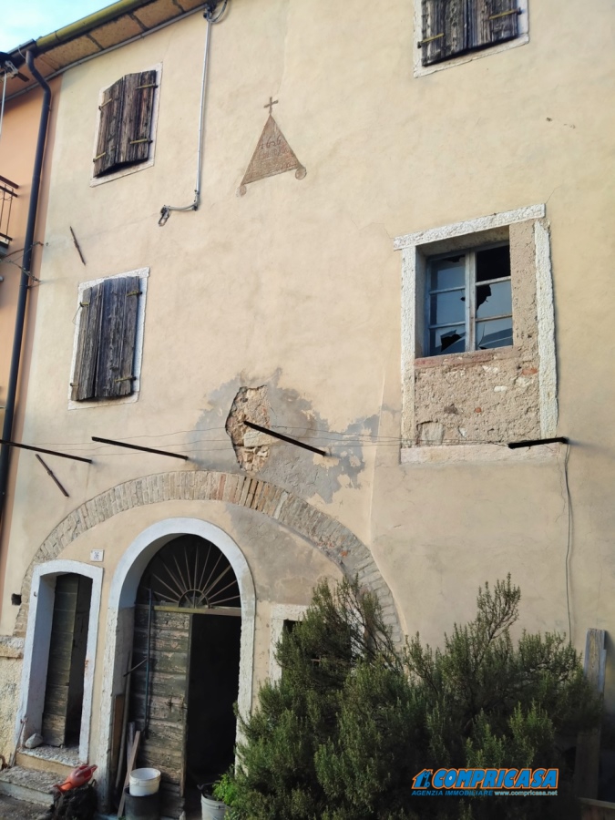 HouseFor Sale, Caprino Veronese, Verona, Veneto