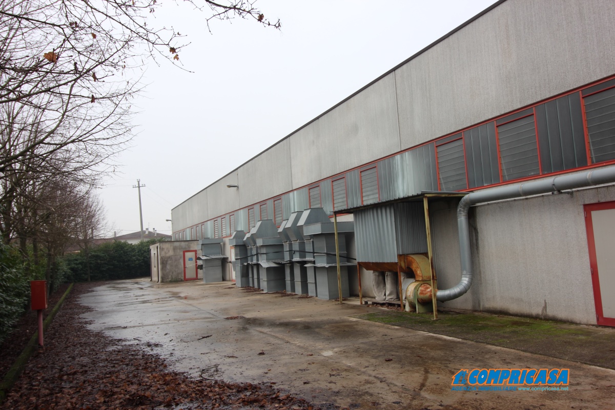 Commercial Property, For Sale