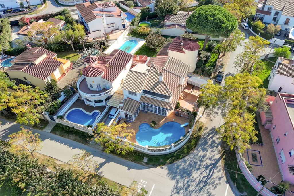 5 Bed, 4 Bath, HouseFor Sale, Empuriabrava, Girona, 17487 5 Bed, 4 Bath, HouseFor Sale, Empuriabrava, Girona, 17487