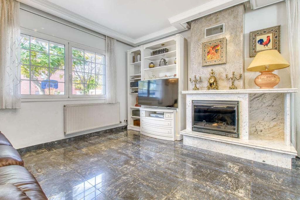 5 Bed, 4 Bath, HouseFor Sale, Empuriabrava, Girona, 17487 5 Bed, 4 Bath, HouseFor Sale, Empuriabrava, Girona, 17487