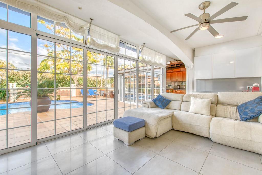 5 Bed, 4 Bath, HouseFor Sale, Empuriabrava, Girona, 17487 5 Bed, 4 Bath, HouseFor Sale, Empuriabrava, Girona, 17487