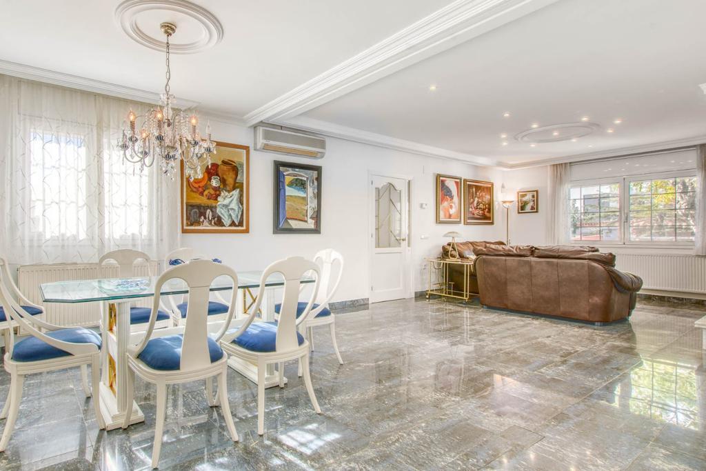 5 Bed, 4 Bath, HouseFor Sale, Empuriabrava, Girona, 17487 5 Bed, 4 Bath, HouseFor Sale, Empuriabrava, Girona, 17487