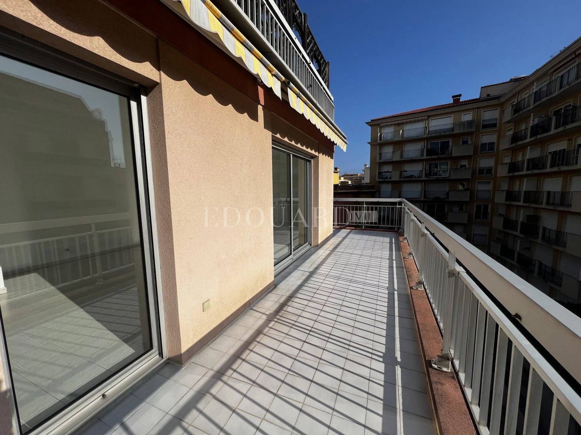 2 Bed, 1 Bath, ApartmentFor Sale, Menton, Alpes-Maritimes