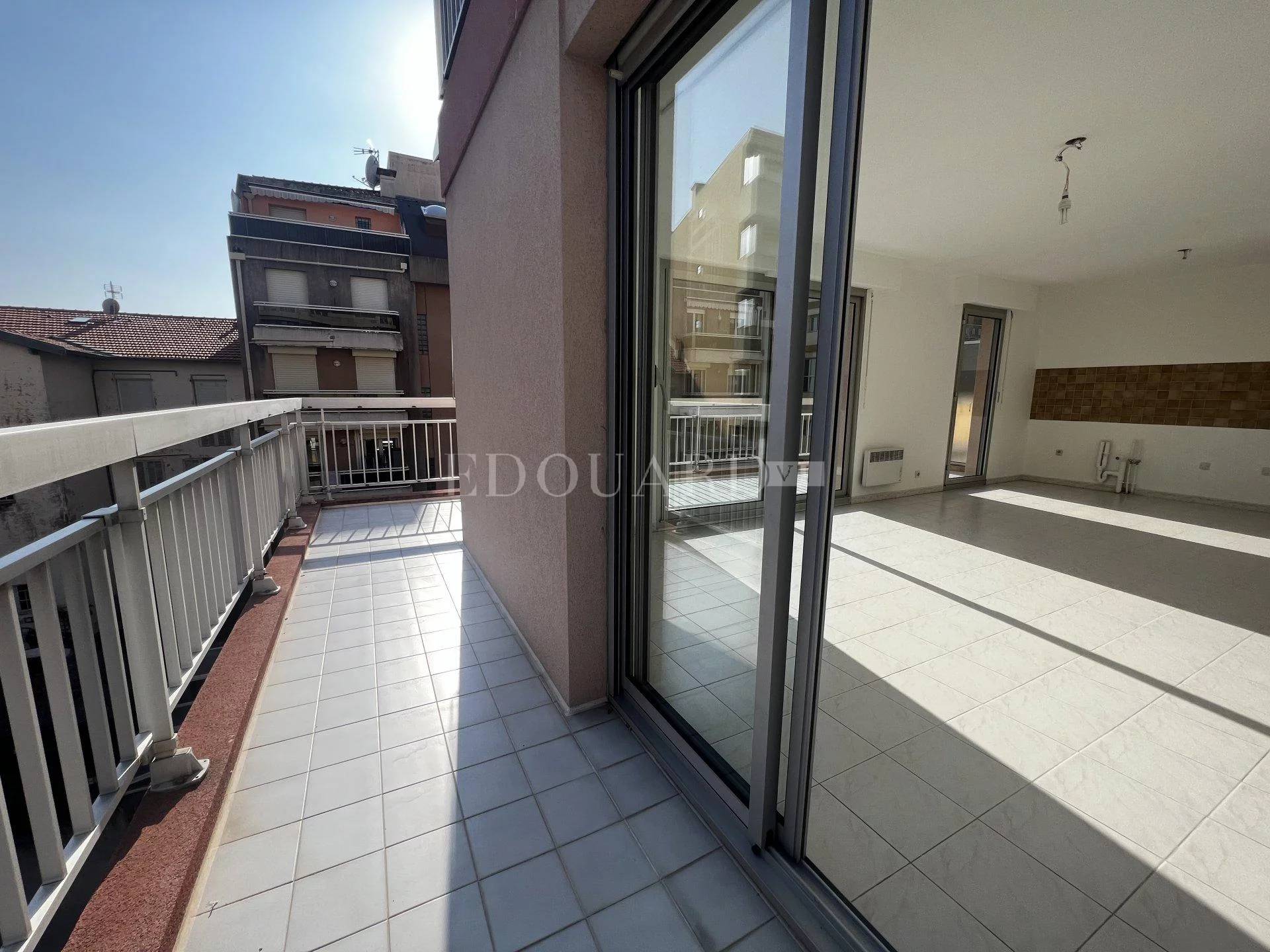 2 Bed, 1 Bath, ApartmentFor Sale, Menton, Alpes-Maritimes