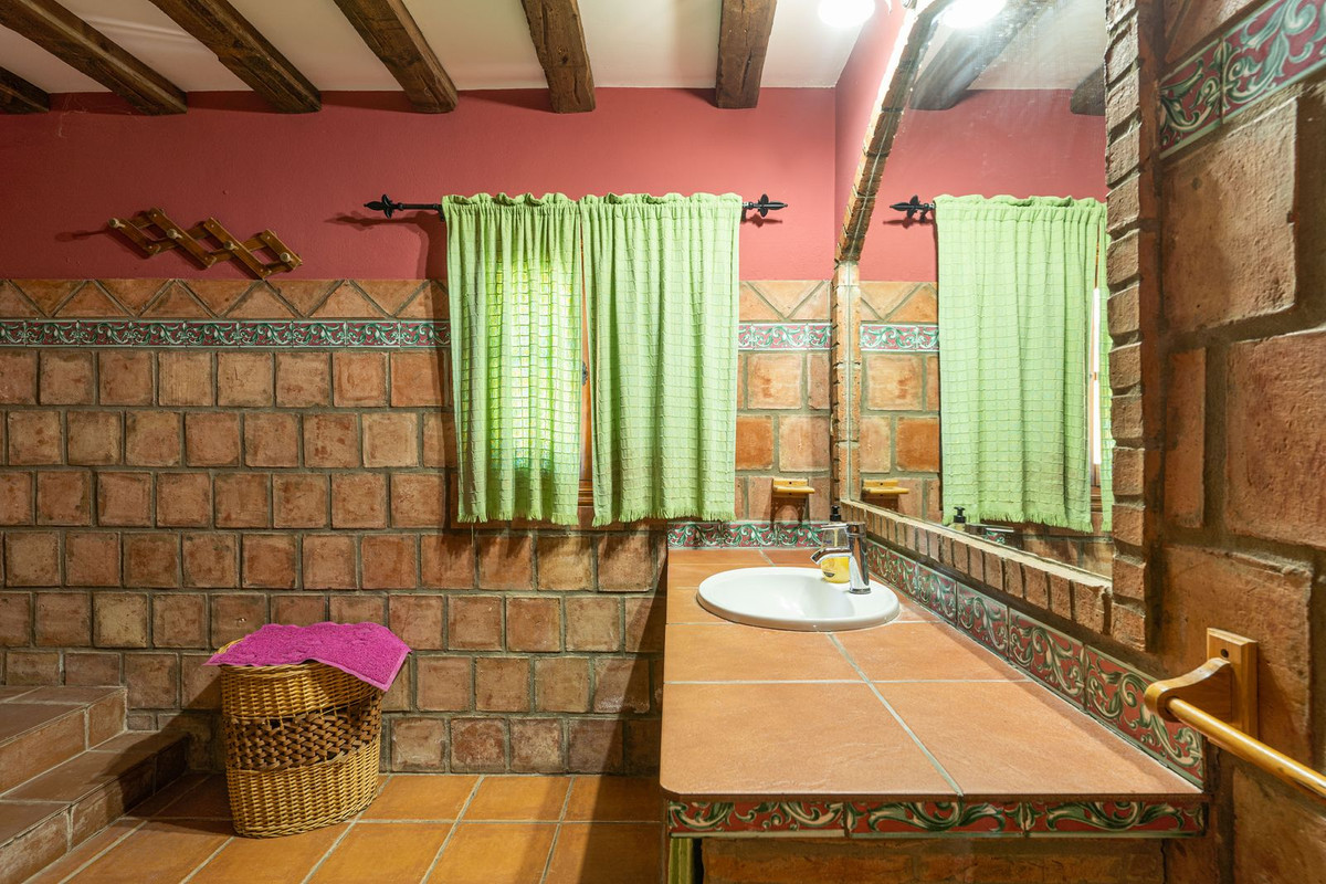 5 Bed, 2 Bath, HouseFor Sale, Jimena de la Frontera, Cadiz 5 Bed, 2 Bath, HouseFor Sale, Jimena de la Frontera, Cadiz
