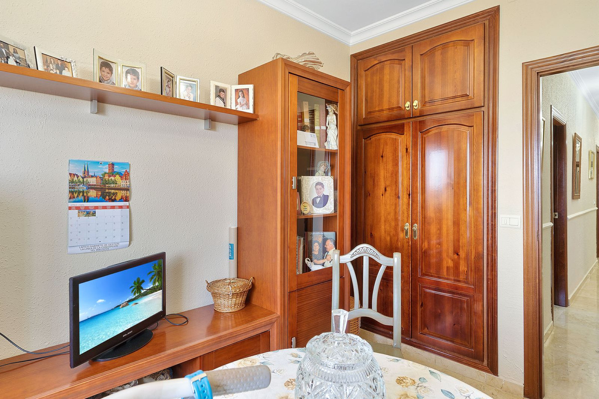 5 Bed, 4 Bath, HouseFor Sale, Pueblo Nuevo de Guadiaro, Cadiz 5 Bed, 4 Bath, HouseFor Sale, Pueblo Nuevo de Guadiaro, Cadiz