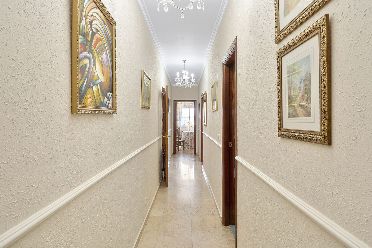 5 Bed, 4 Bath, HouseFor Sale, Pueblo Nuevo de Guadiaro, Cadiz 5 Bed, 4 Bath, HouseFor Sale, Pueblo Nuevo de Guadiaro, Cadiz