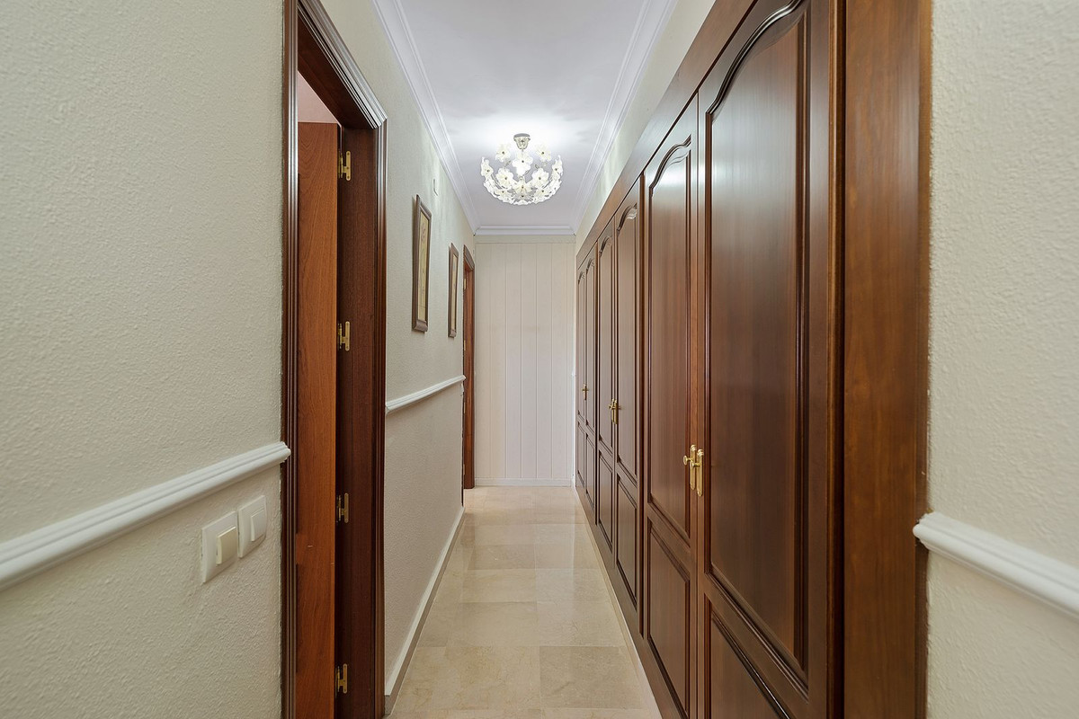 5 Bed, 4 Bath, HouseFor Sale, Pueblo Nuevo de Guadiaro, Cadiz 5 Bed, 4 Bath, HouseFor Sale, Pueblo Nuevo de Guadiaro, Cadiz