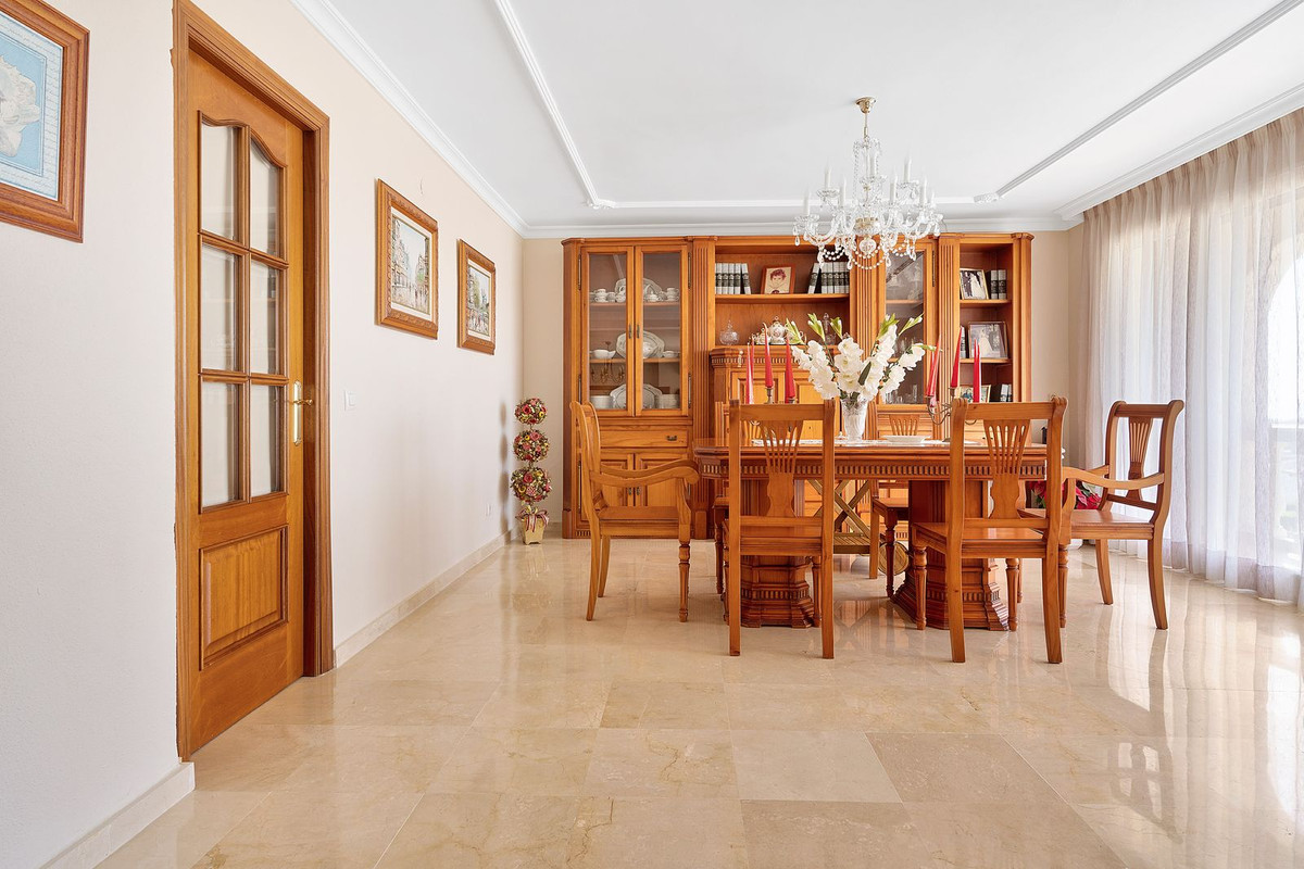 5 Bed, 4 Bath, HouseFor Sale, Pueblo Nuevo de Guadiaro, Cadiz 5 Bed, 4 Bath, HouseFor Sale, Pueblo Nuevo de Guadiaro, Cadiz