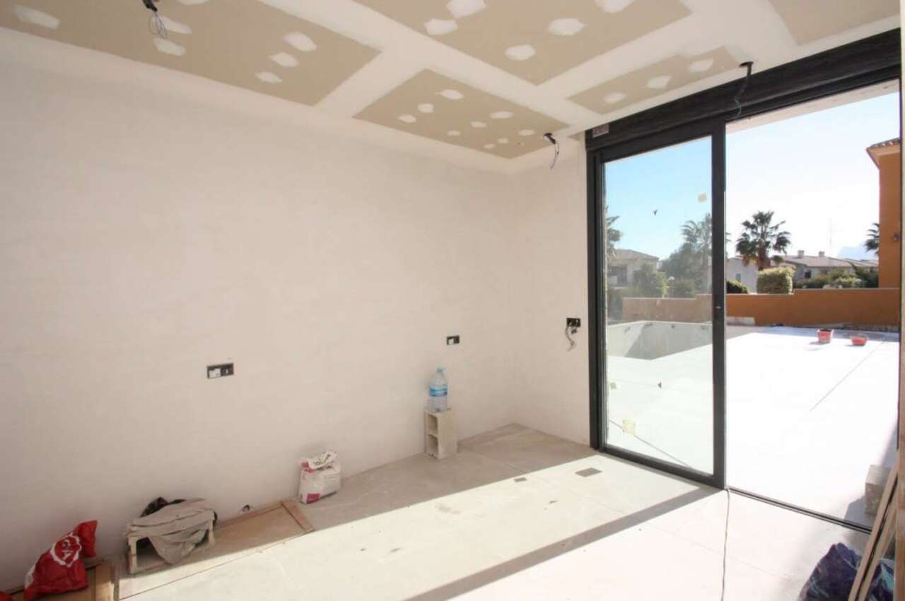 4 Bed, 4 Bath, HouseFor Sale, Calpe, Alicante