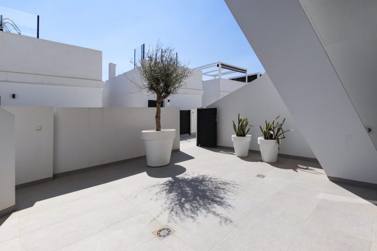 4 Bed, 4 Bath, HouseFor Sale, Guardamar Del Segura, Alicante 4 Bed, 4 Bath, HouseFor Sale, Guardamar Del Segura, Alicante