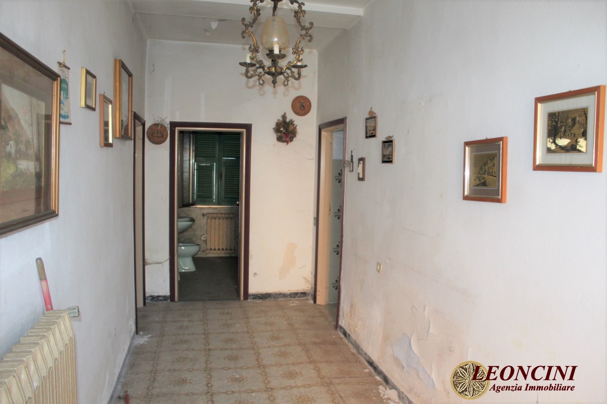 2 Bed, HouseFor Sale, Villafranca in Lunigiana, Toscana