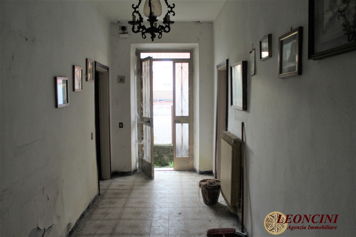 2 Bed, HouseFor Sale, Villafranca in Lunigiana, Toscana
