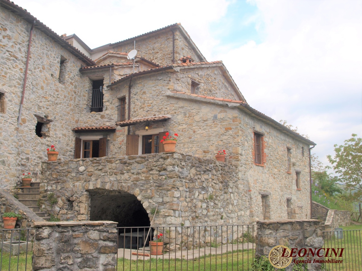 2 Bed, HouseFor Sale, Tresana, Toscana