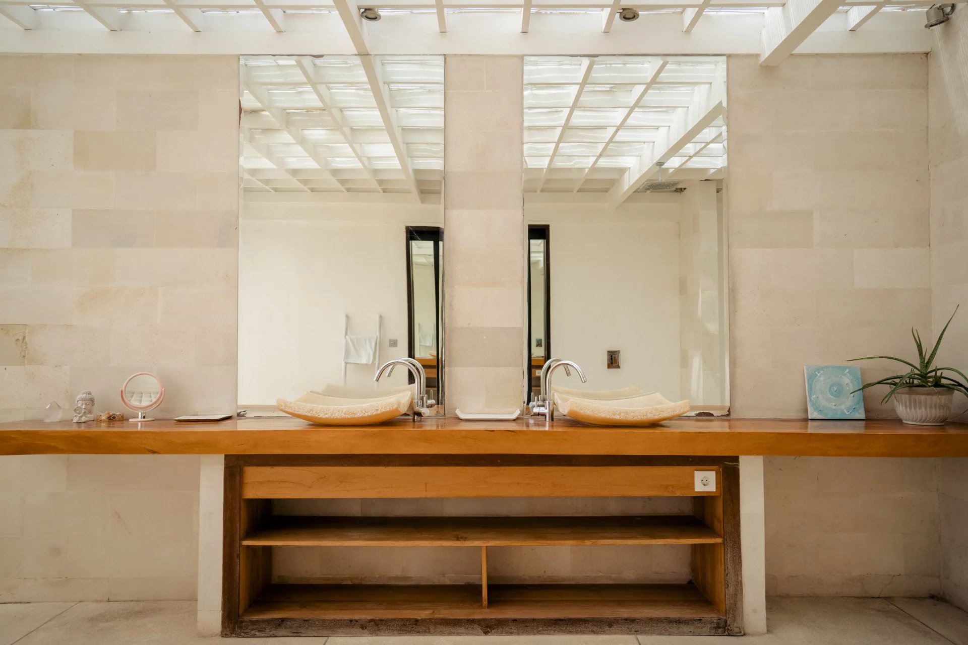 5 Bed, HouseFor Sale, Canggu, Bali