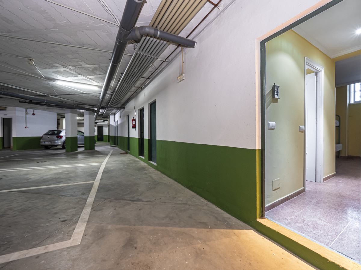 2 Bed, 2 Bath, ApartmentFor Sale, Puerto Banus, Malaga 2 Bed, 2 Bath, ApartmentFor Sale, Puerto Banus, Malaga