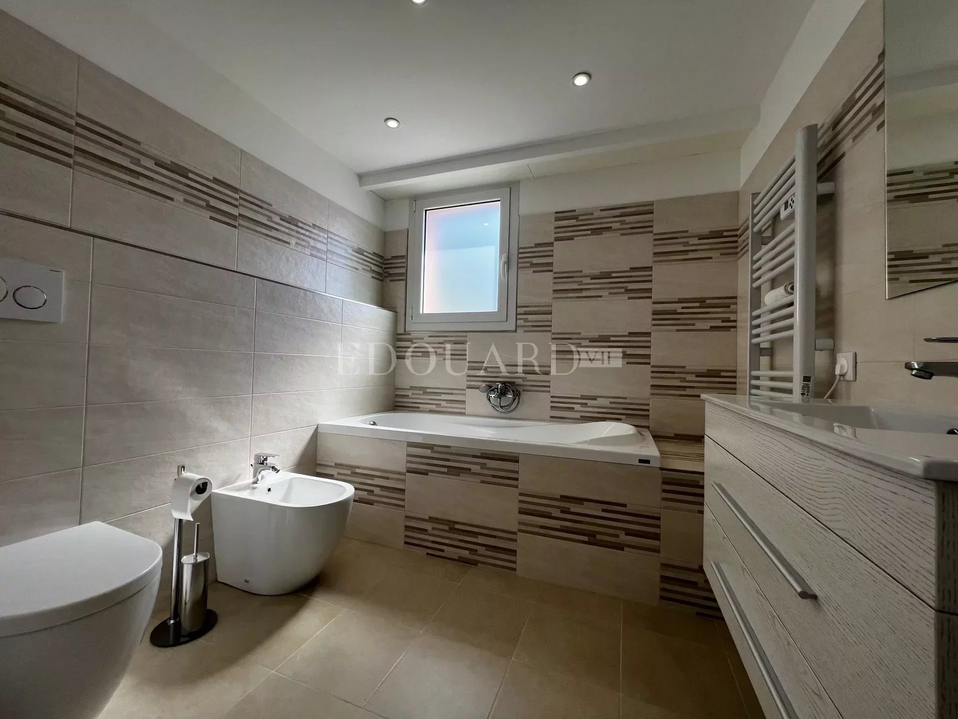 3 Bed, 3 Bath, ApartmentFor Sale, Menton, Alpes-Maritimes