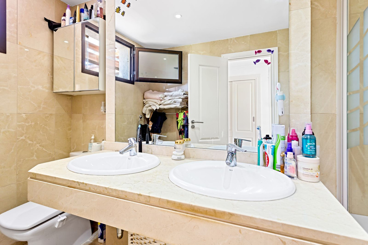 3 Bed, 2 Bath, ApartmentFor Sale, Casares Playa, Malaga 3 Bed, 2 Bath, ApartmentFor Sale, Casares Playa, Malaga