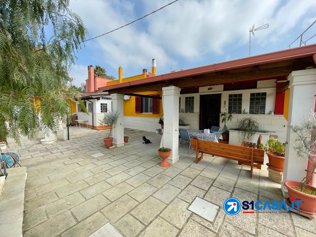 3 Bed, HouseFor Sale, Cutrofiano, Lecce, Puglia