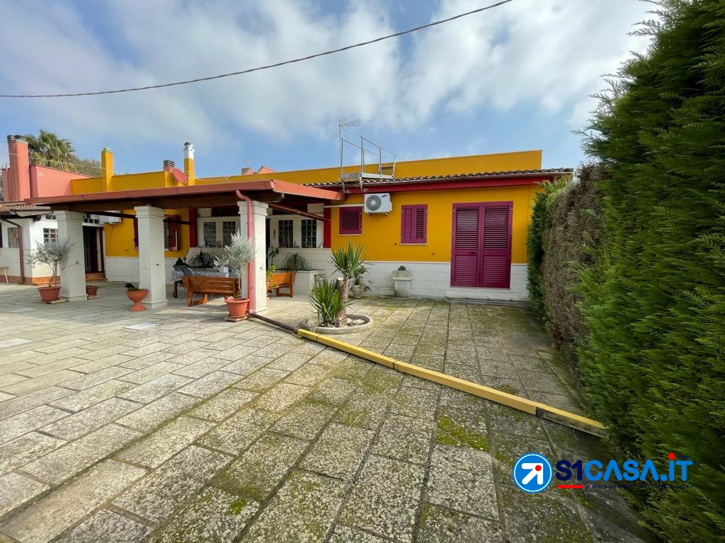 3 Bed, HouseFor Sale, Cutrofiano, Lecce, Puglia