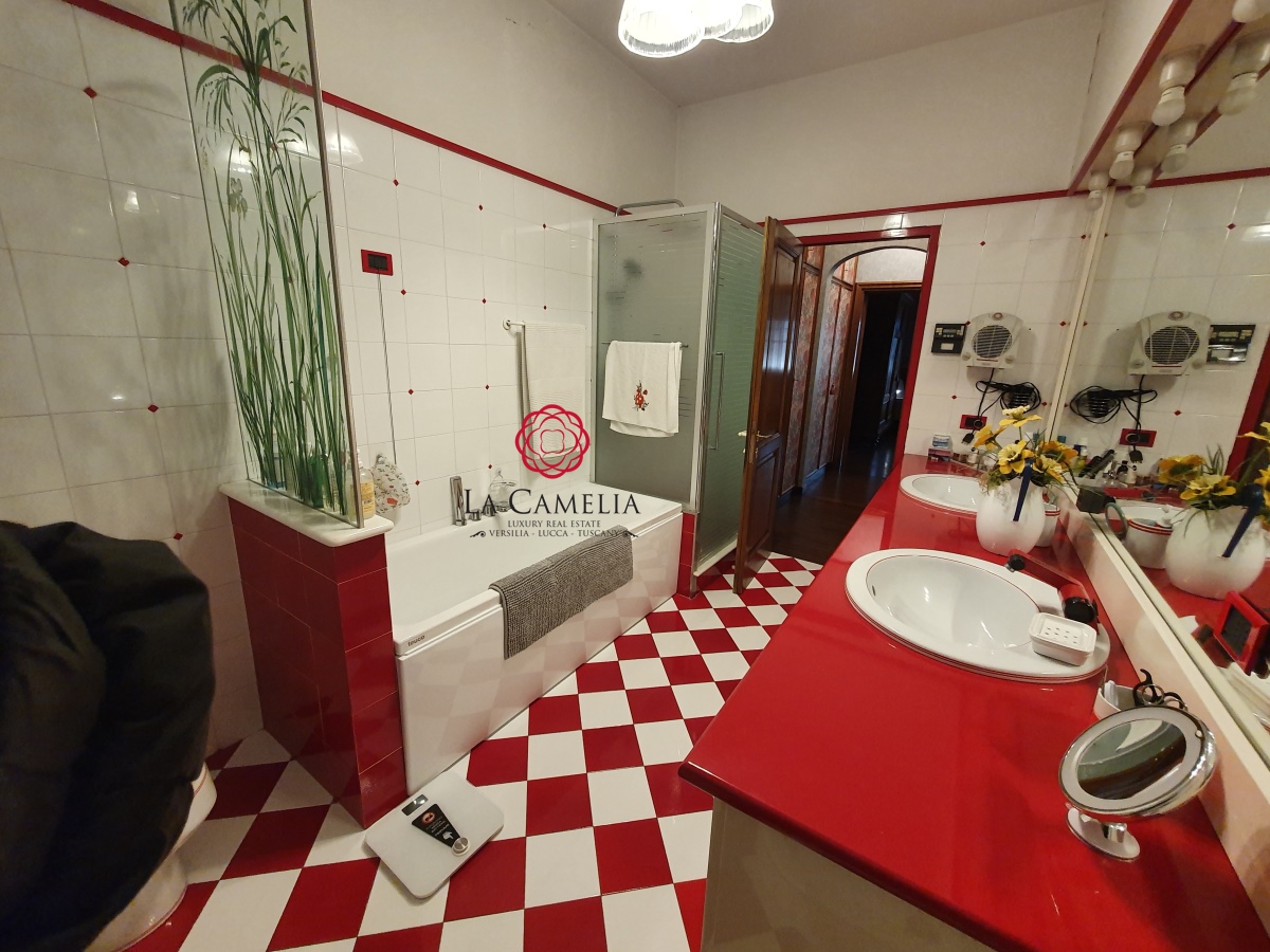 5 Bed, HouseFor Sale, Lucca, Lucca, Toscana