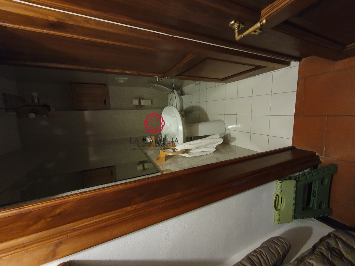 5 Bed, HouseFor Sale, Lucca, Lucca, Toscana