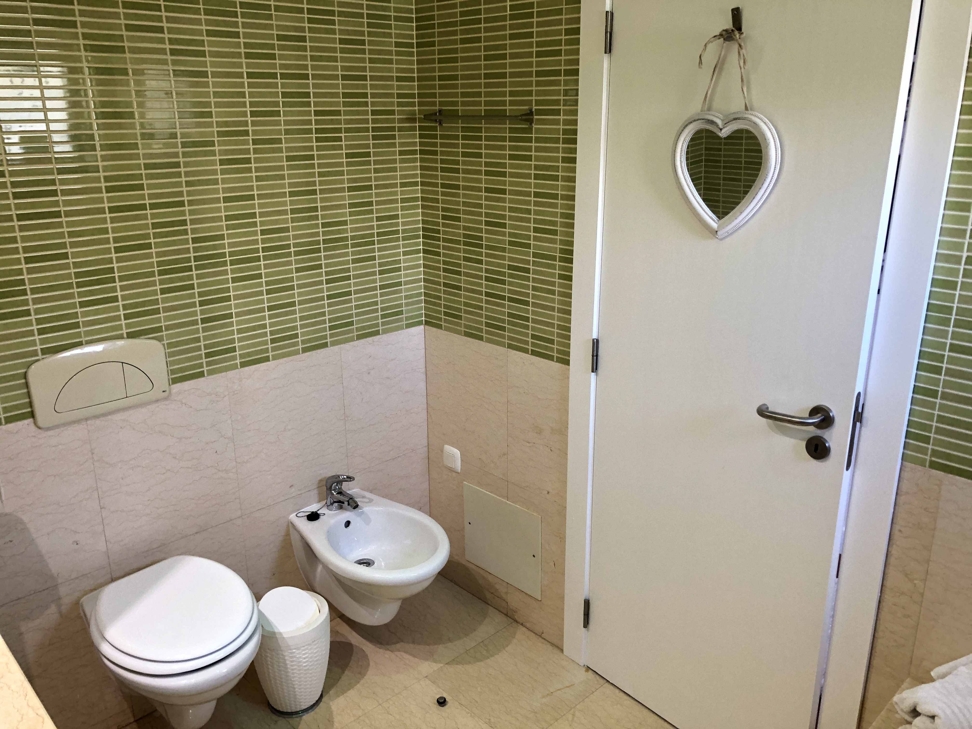 4 Bed, 3 Bath, HouseFor Sale, Faro, 8200-291