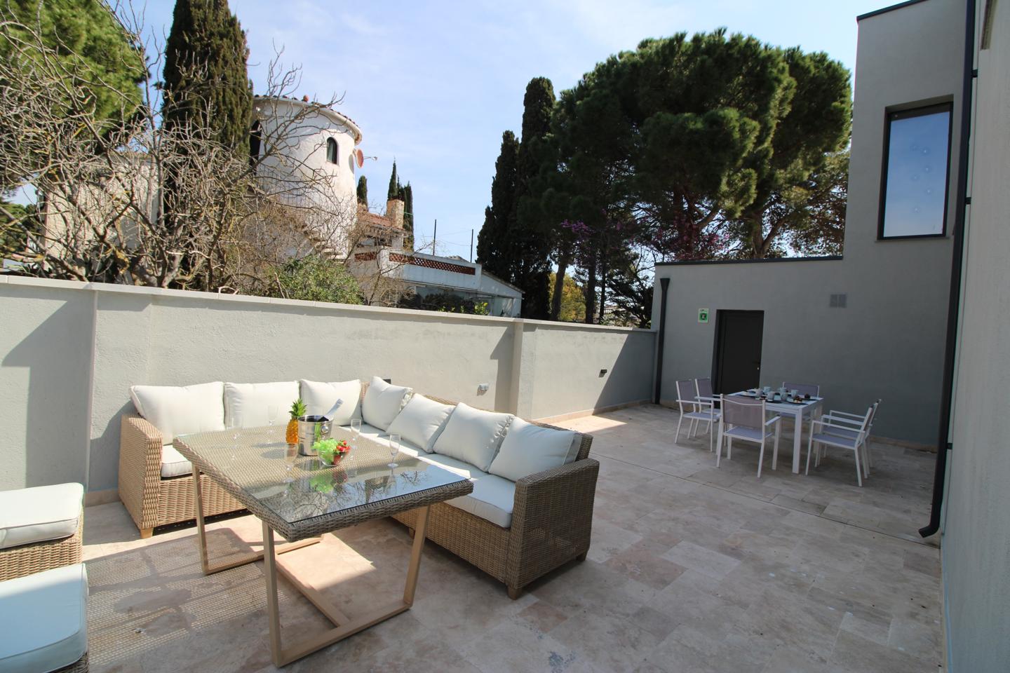 3 Bed, 4 Bath, HouseFor Sale, Empuriabrava, Girona, 17487 3 Bed, 4 Bath, HouseFor Sale, Empuriabrava, Girona, 17487