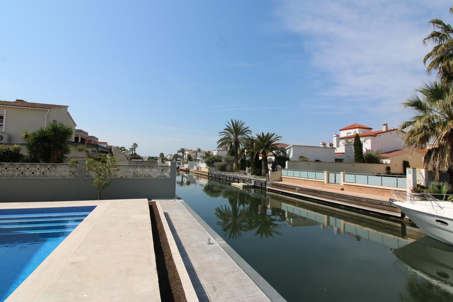3 Bed, 4 Bath, HouseFor Sale, Empuriabrava, Girona, 17487 3 Bed, 4 Bath, HouseFor Sale, Empuriabrava, Girona, 17487