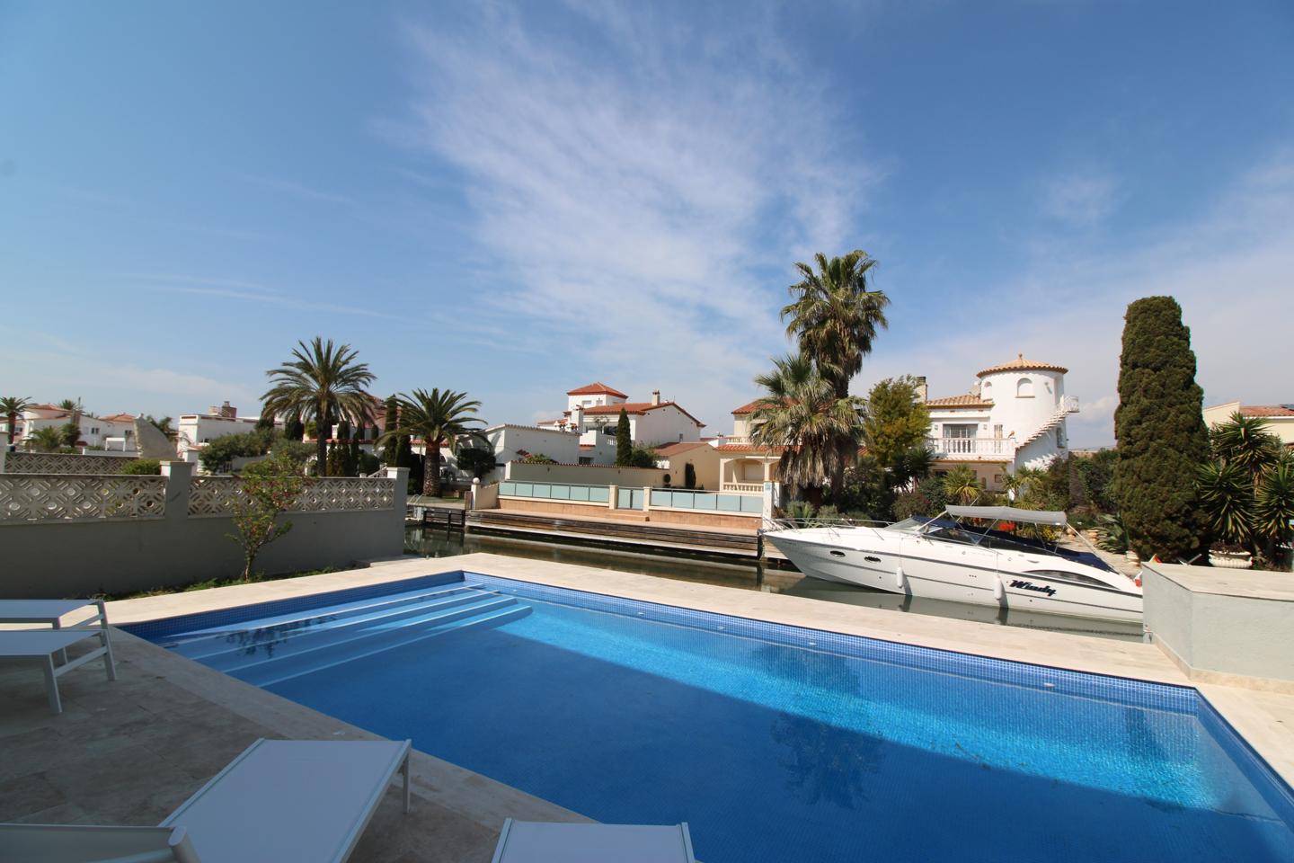 3 Bed, 4 Bath, HouseFor Sale, Empuriabrava, Girona, 17487 3 Bed, 4 Bath, HouseFor Sale, Empuriabrava, Girona, 17487