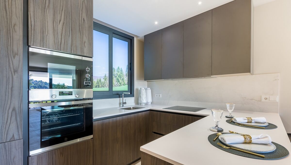 2 Bed, 2 Bath, ApartmentFor Sale, Estepona, Malaga