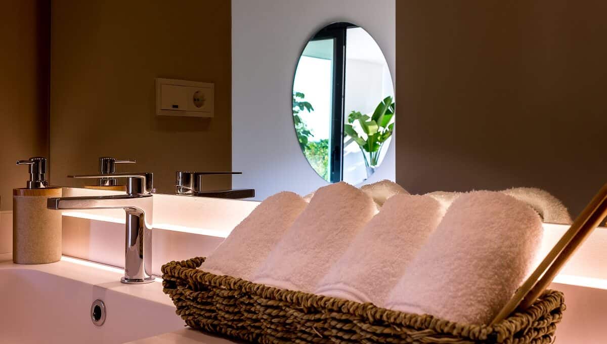 2 Bed, 2 Bath, ApartmentFor Sale, Estepona, Malaga