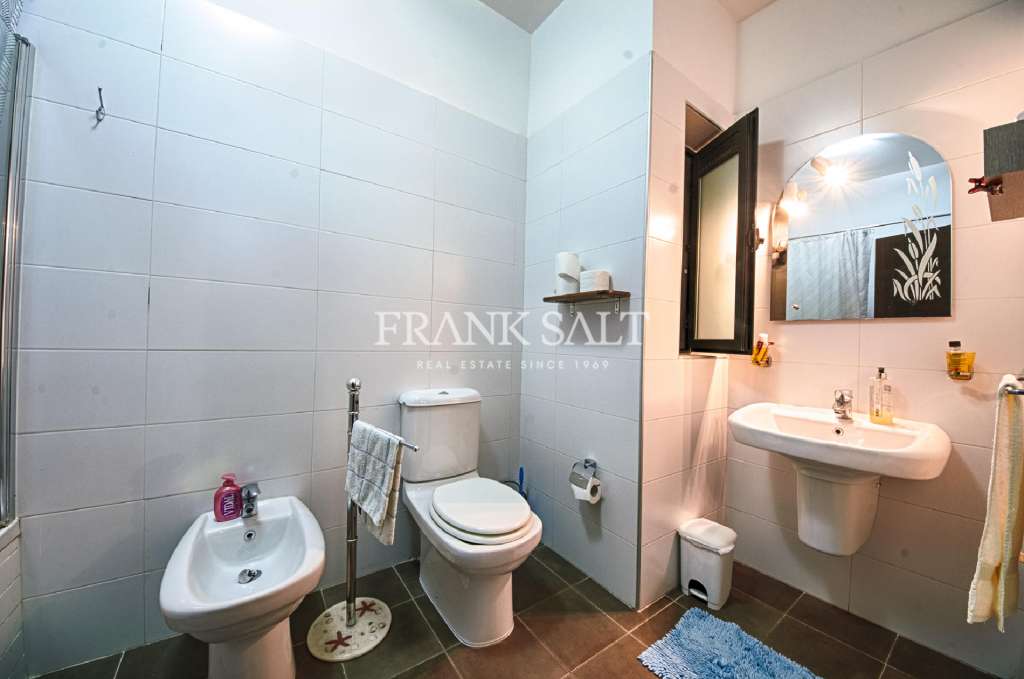 2 Bed, ApartmentFor Sale, Pender Gardens, Malta