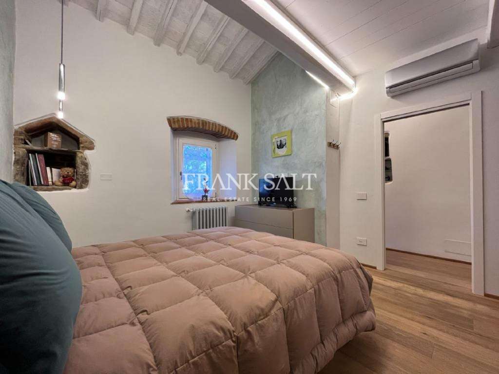 2 Bed, HouseFor Sale, Tuscany, Arezzo, Italy