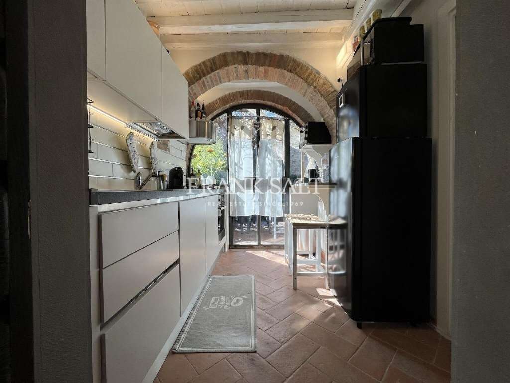 2 Bed, HouseFor Sale, Tuscany, Arezzo, Italy