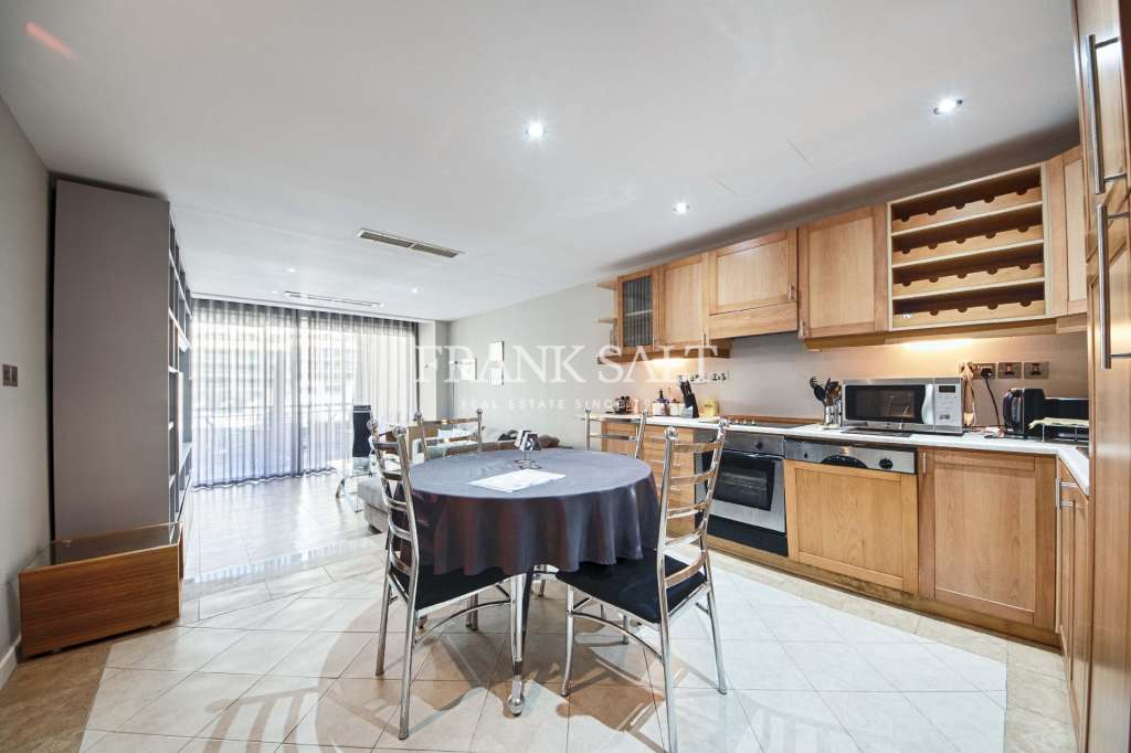 1 Bed, ApartmentFor Sale, Portomaso, Malta