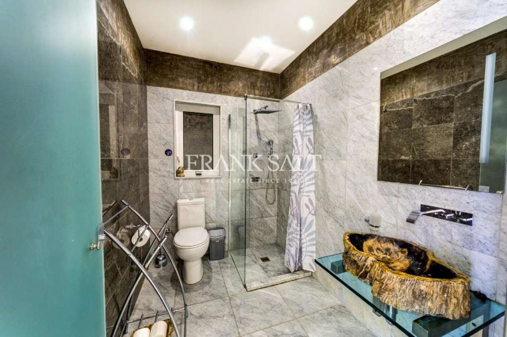 2 Bed, ApartmentFor Sale, Valletta, Malta