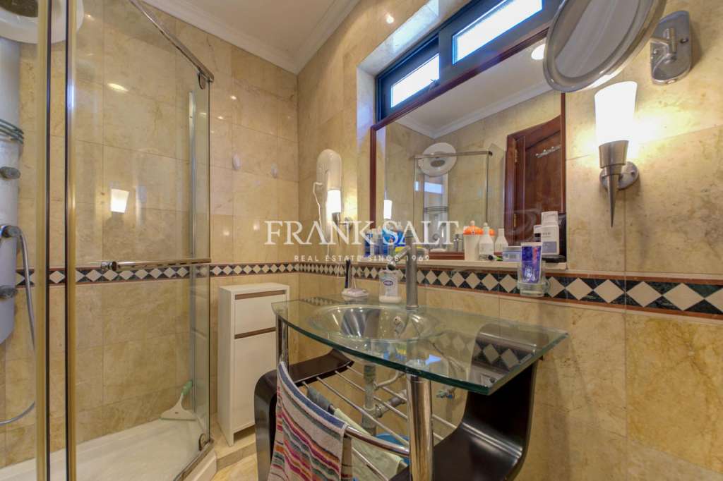 2 Bed, ApartmentFor Sale, Ghajnsielem, Gozo