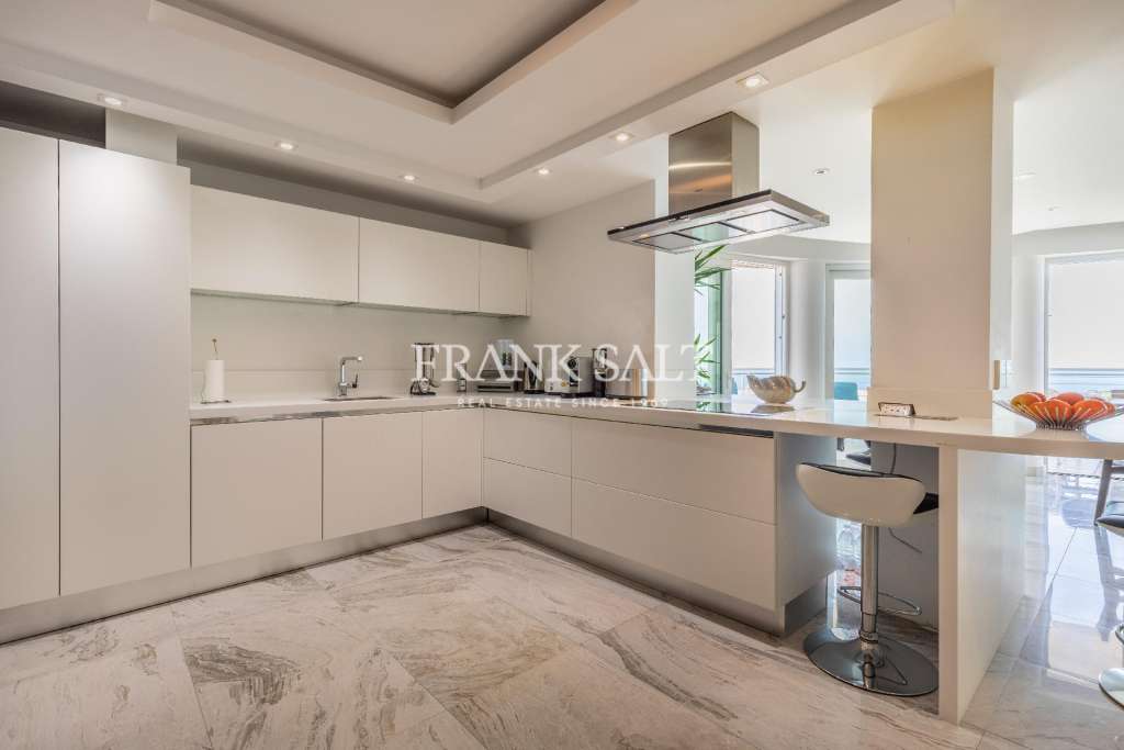 3 Bed, ApartmentFor Sale, Fort Cambridge, Malta