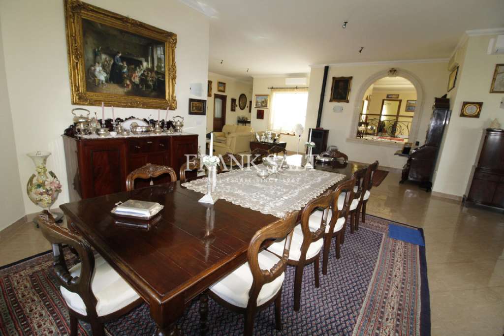 7 Bed, HouseFor Sale, Mellieha, Malta