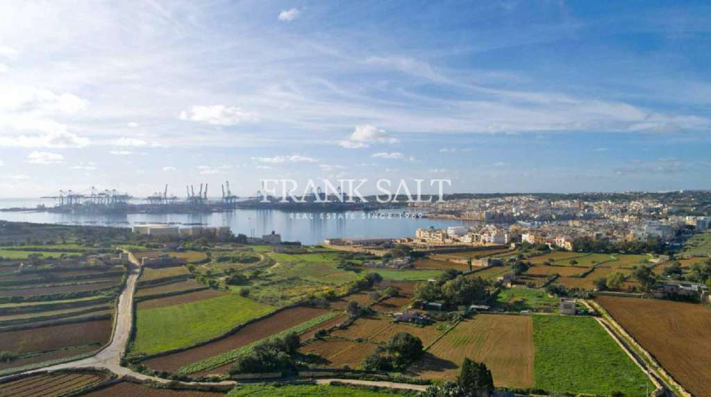 3 Bed, ApartmentFor Sale, Marsaxlokk, Malta